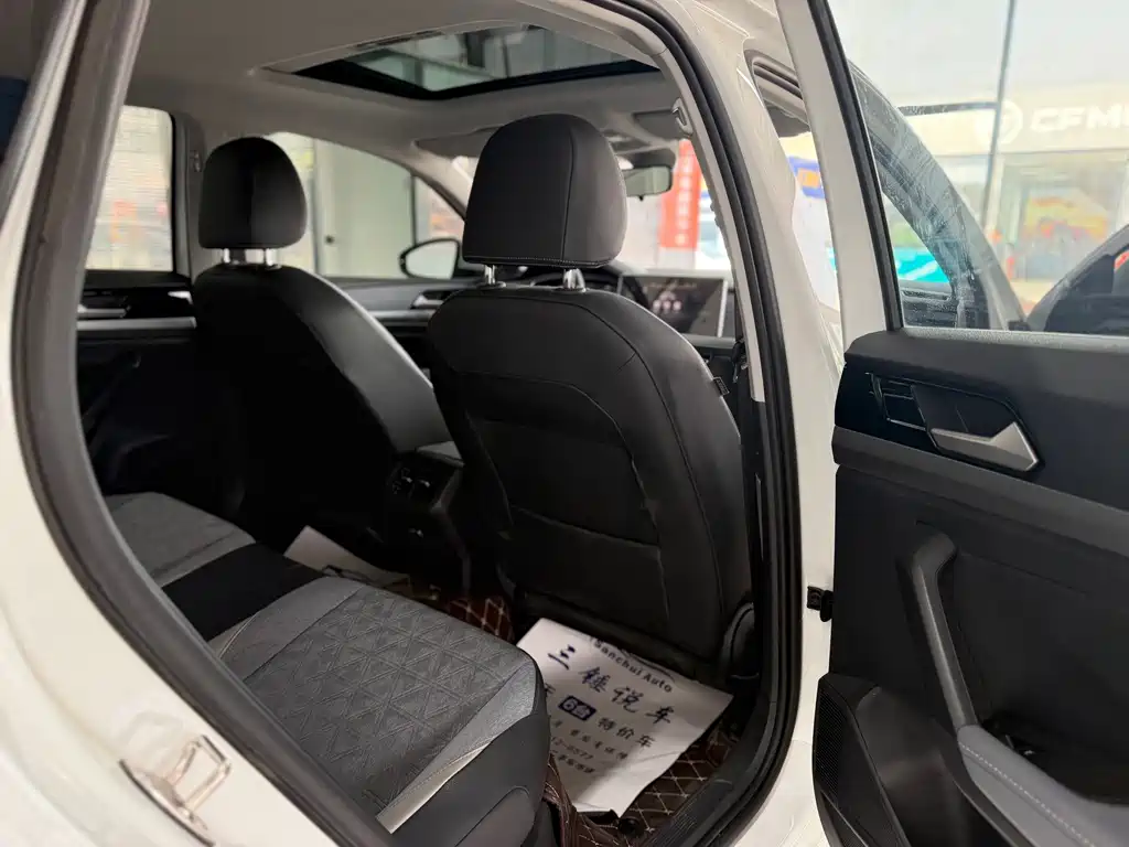 Volkswagen Lavida — миниатюра 12