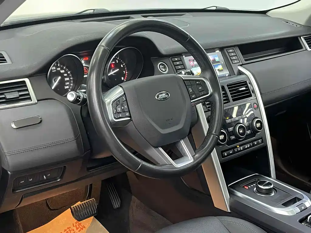 Land Rover Discovery Sport — миниатюра 8