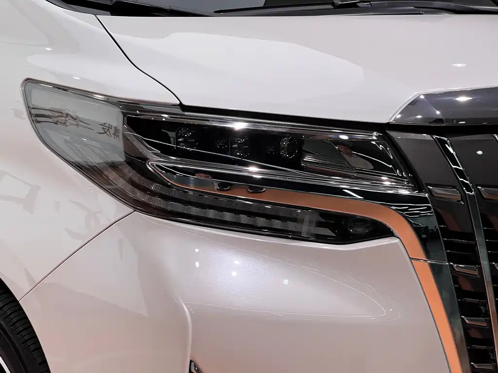 Toyota Alphard 2018 3.5L Luxury
