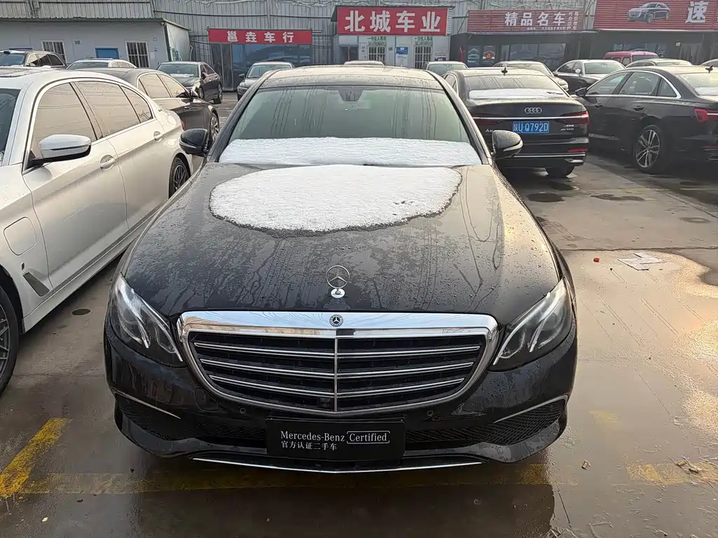 MERCEDES-BENZ E CLASS