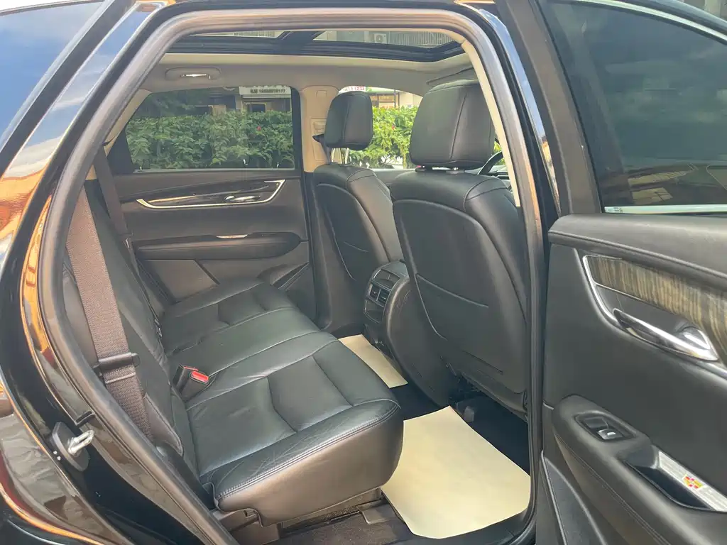 Cadillac XT5 — миниатюра 12