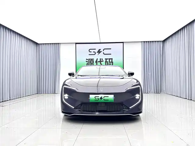 2024 Avatr 12