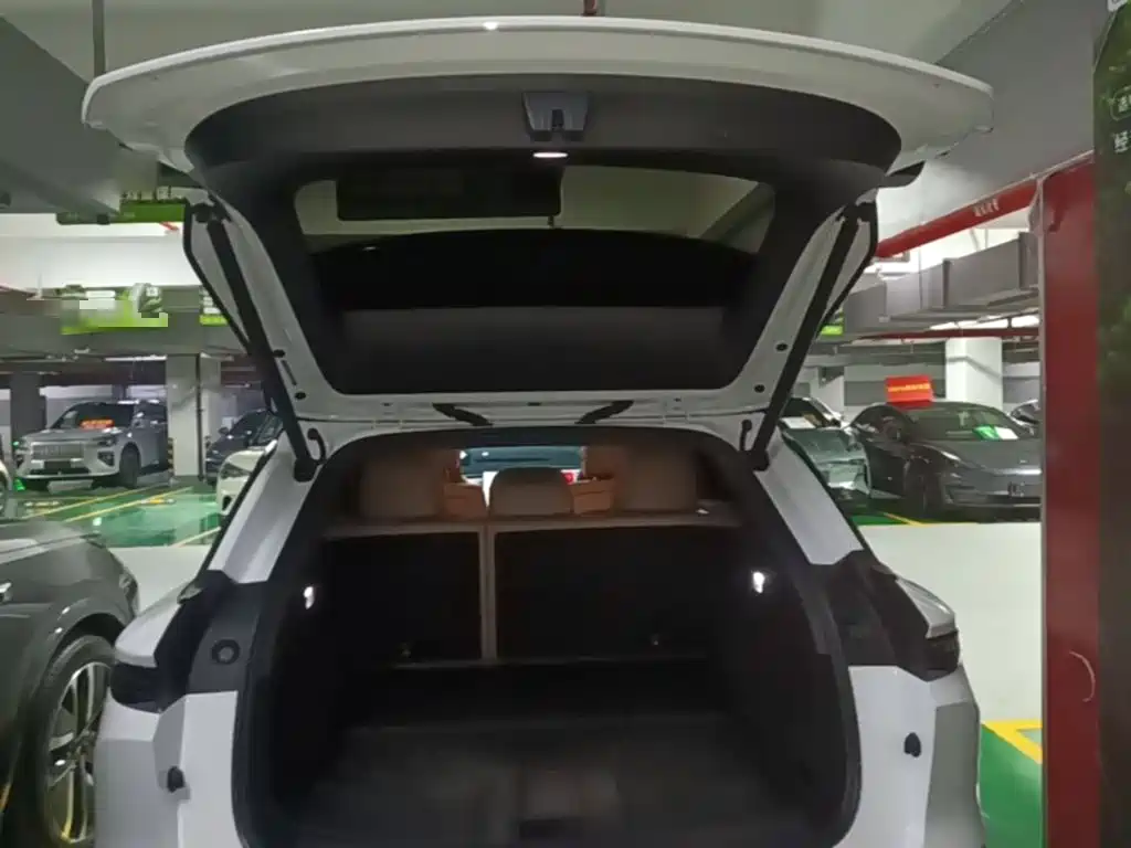 Li Auto Li i6 — миниатюра 19