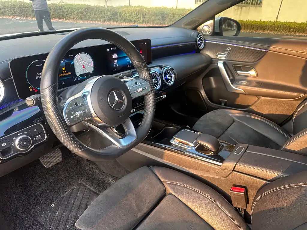 MERCEDES-BENZ A CLASS