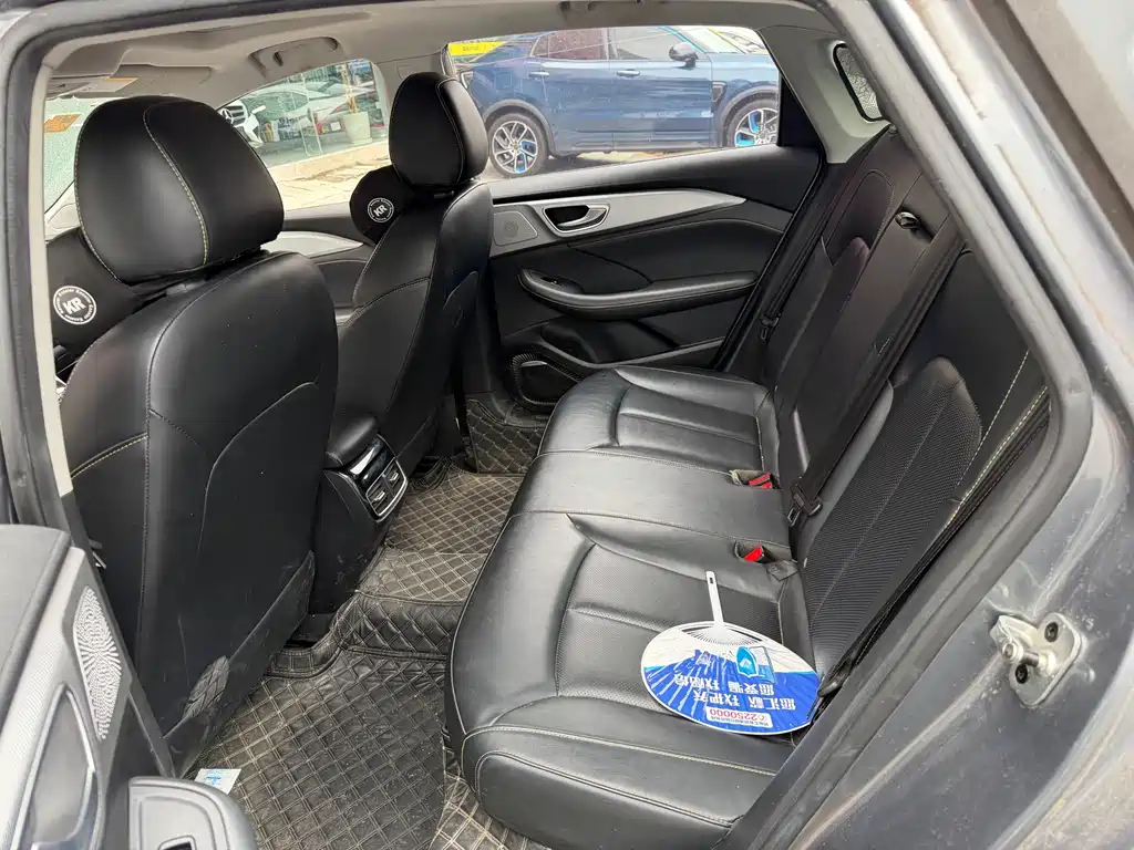 Roewe i6 MAX — миниатюра 7