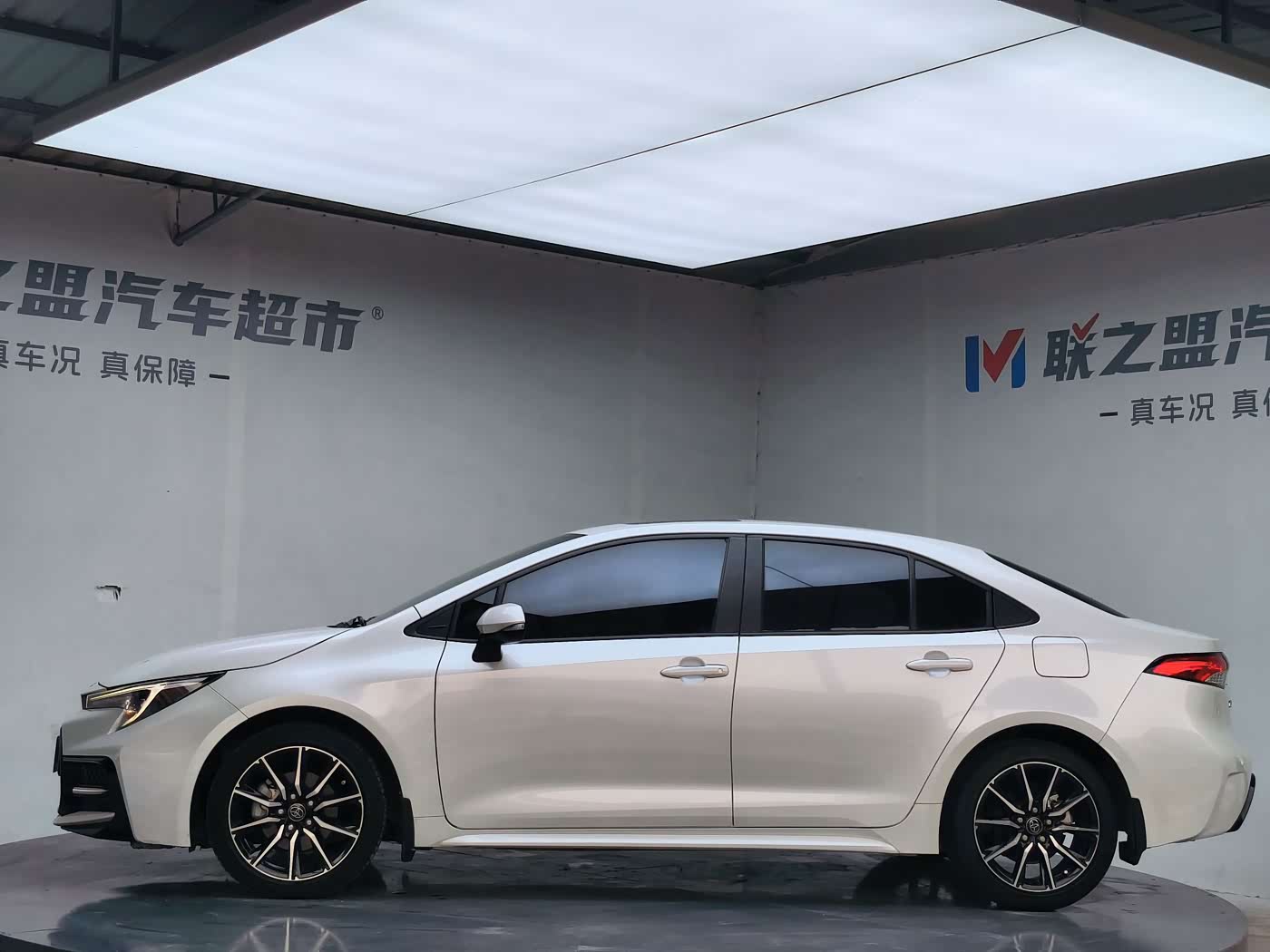 Toyota Levin 1.2 л 2024 г. Белый, пробег 24500 км