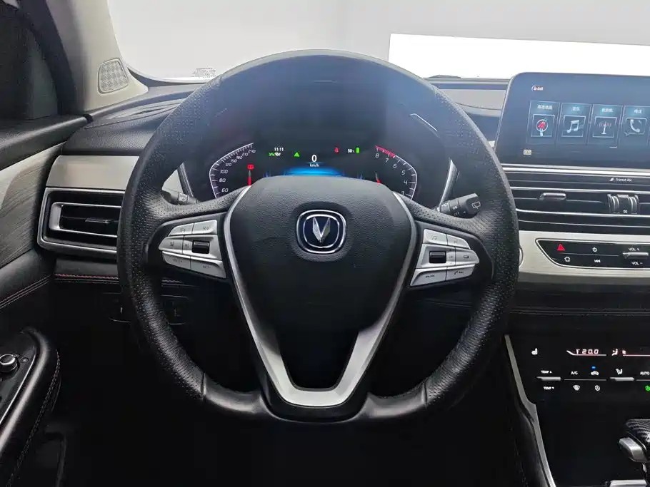 Changan CS75 — миниатюра 15