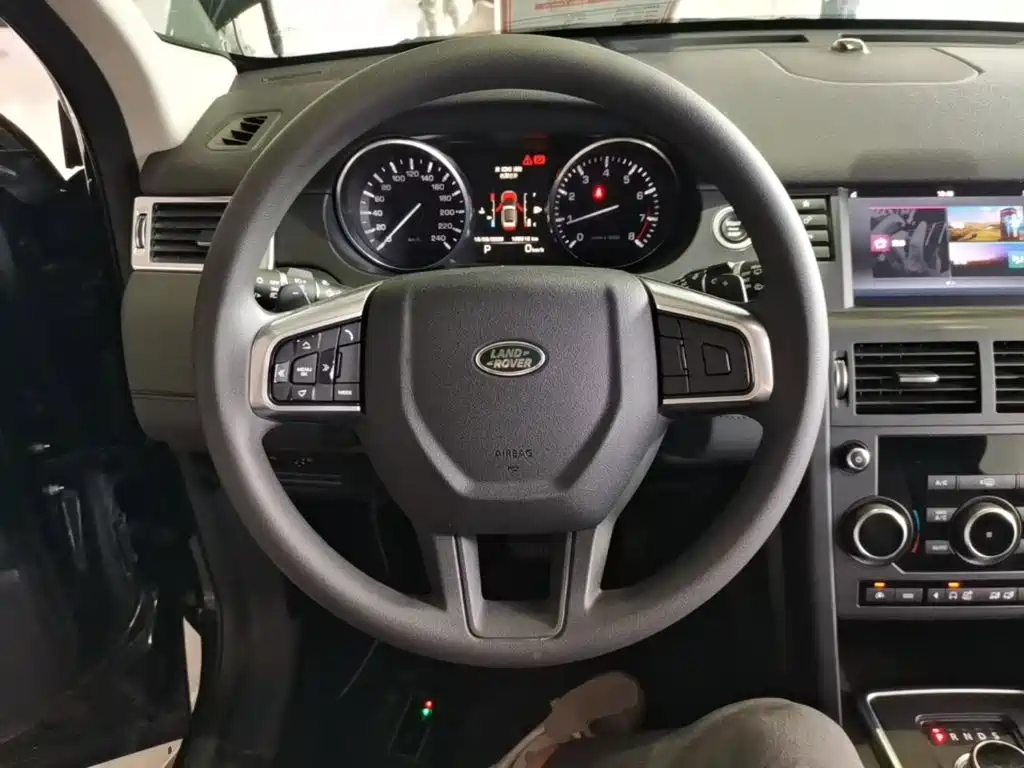 Land Rover Discovery Sport — миниатюра 11
