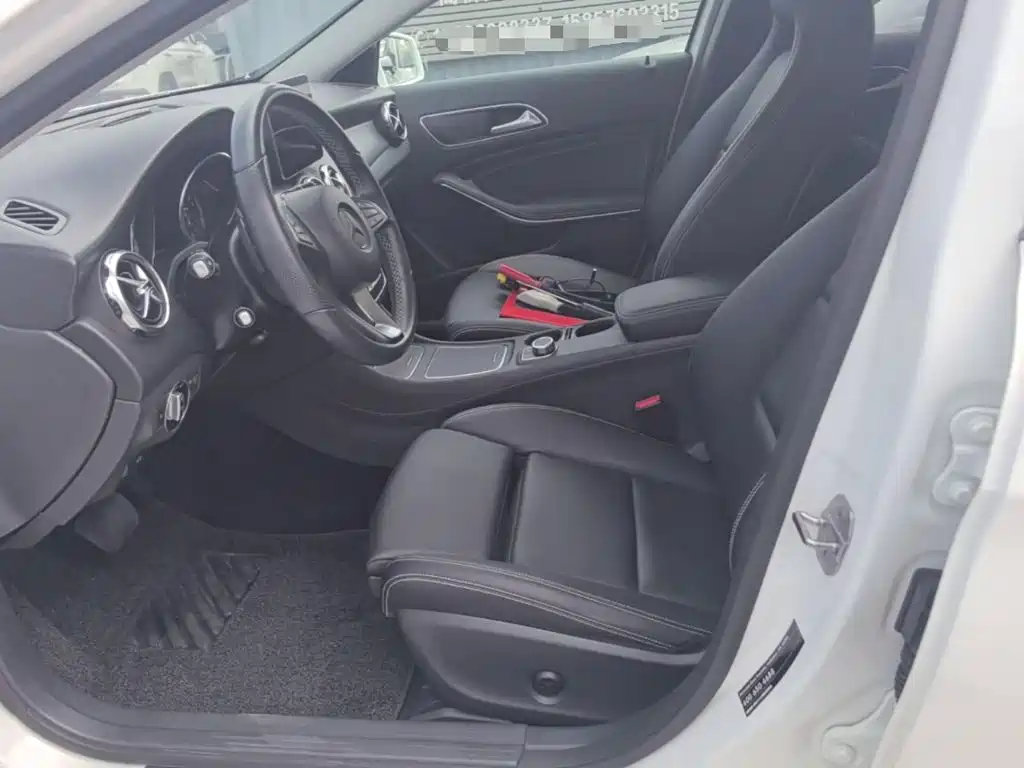Mercedes-Benz GLA — миниатюра 15