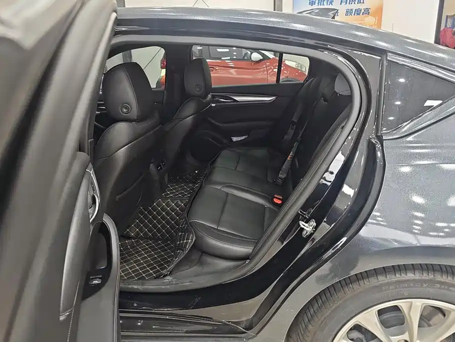 Cadillac CT5 — миниатюра 11