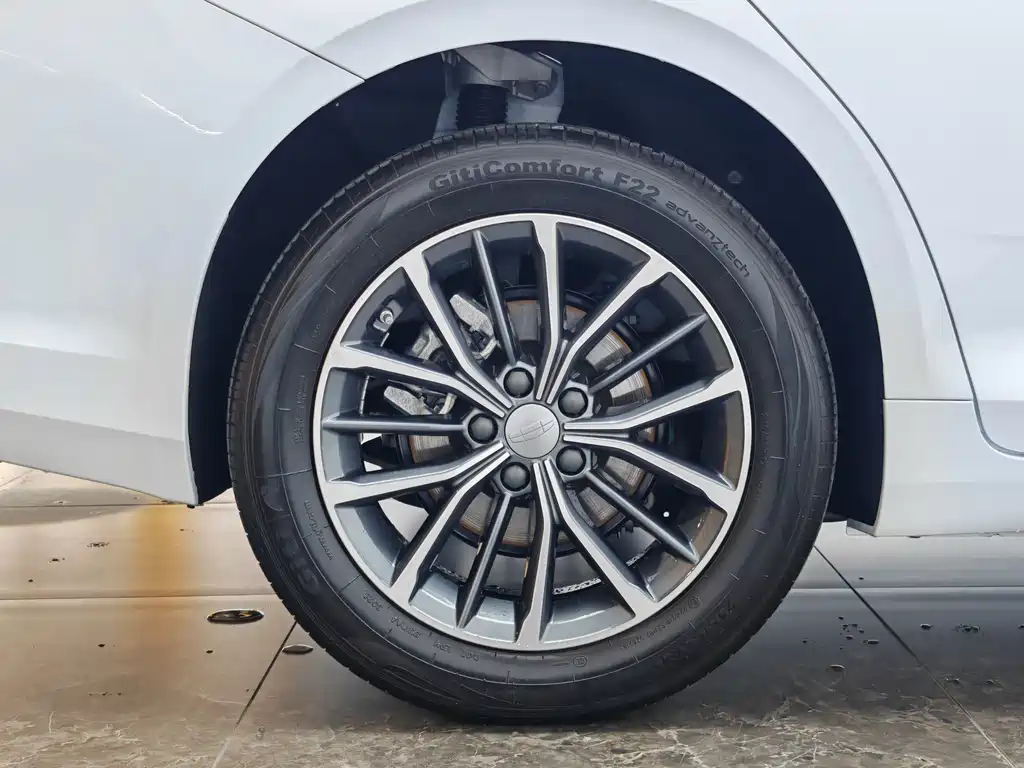 GEELY AUTOMOBILE XINGRUI