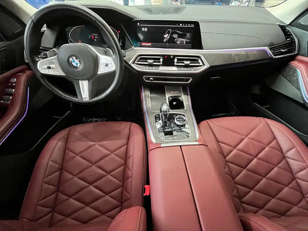 BMW X5 2022 xDrive 30Li M Sport