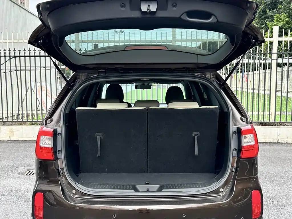 Kia Sorento — миниатюра 11