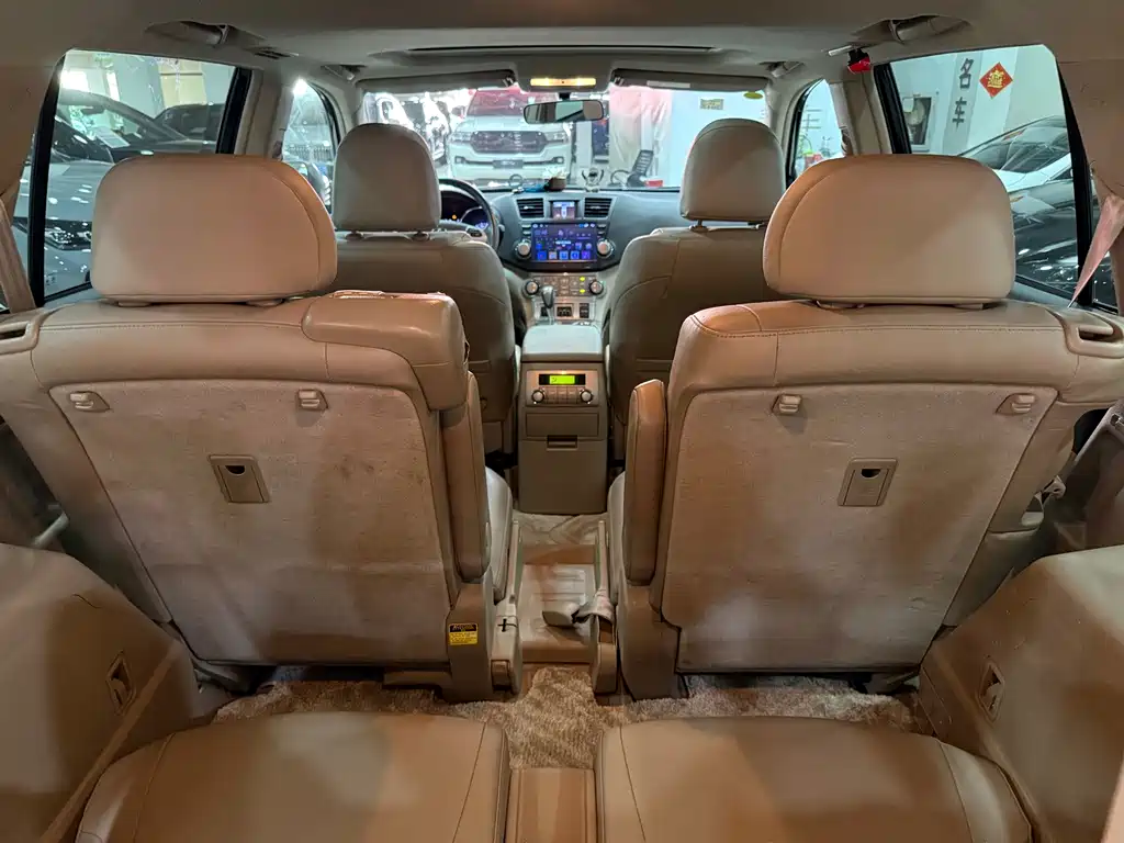 Toyota Highlander — миниатюра 14