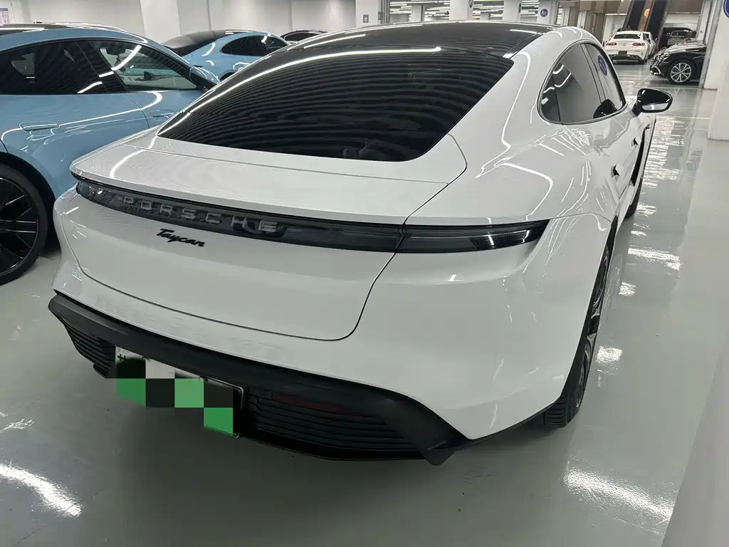 Porsche Taycan — миниатюра 19