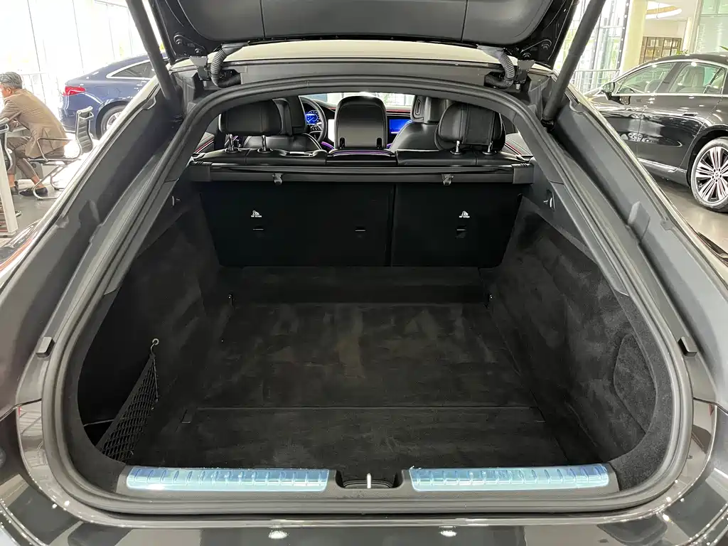 Mercedes-Benz EQS — миниатюра 11