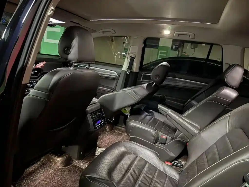 Volkswagen Teramont — миниатюра 5
