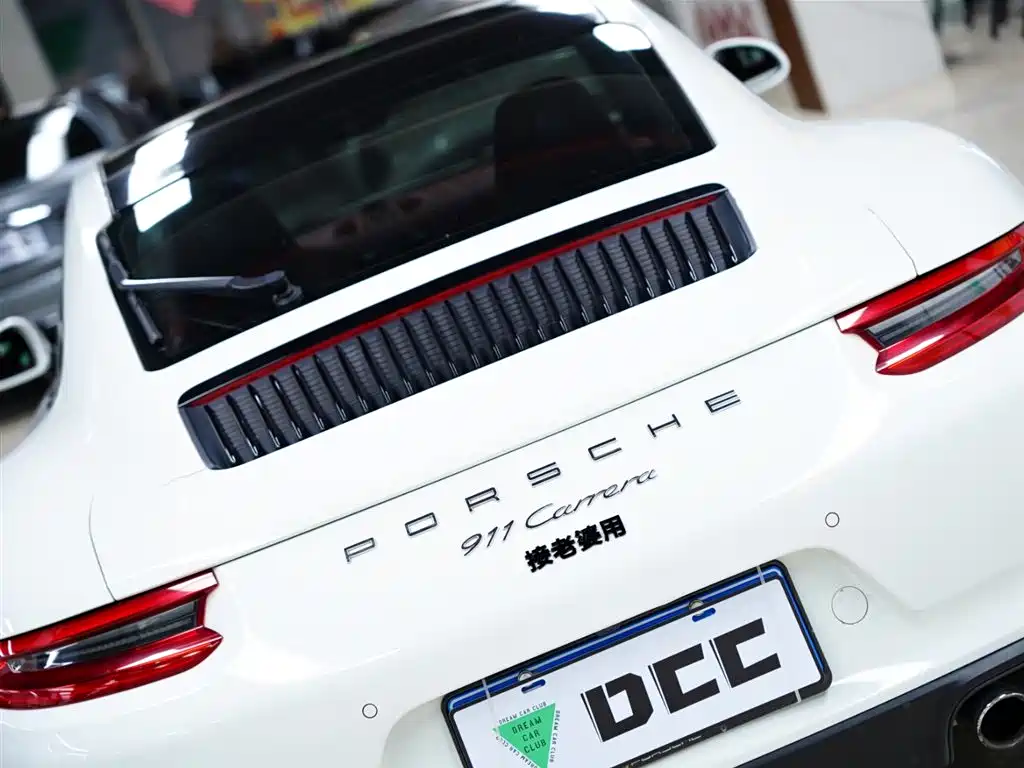 Porsche 911 2016 Carrera 3.0T