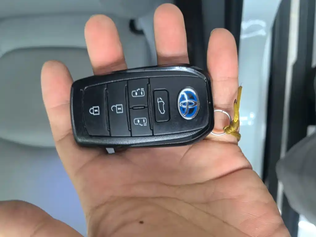 Toyota Sienna — миниатюра 9