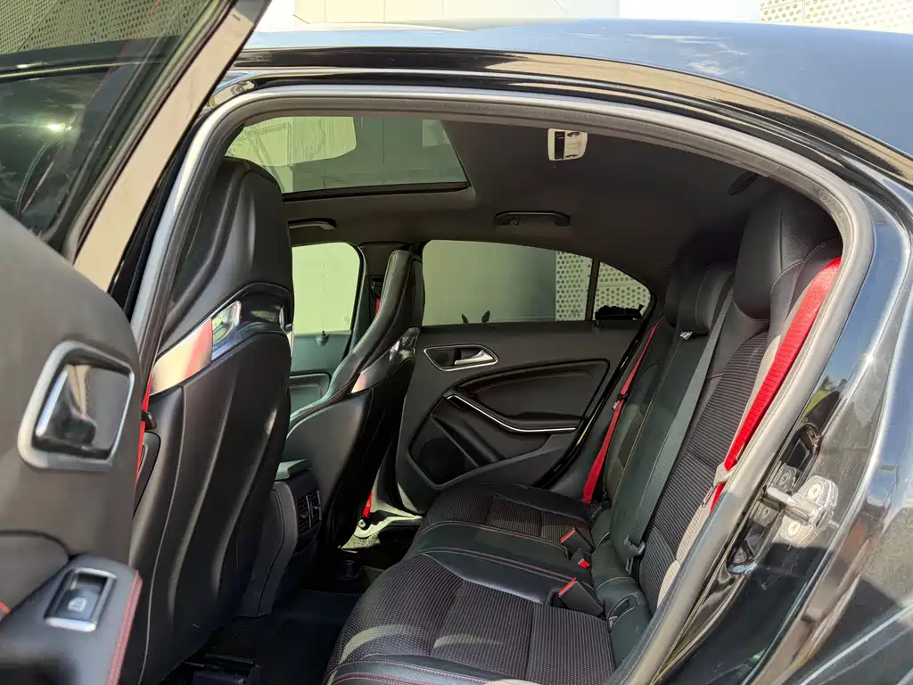 Mercedes-Benz A-Class AMG (Import) — миниатюра 11