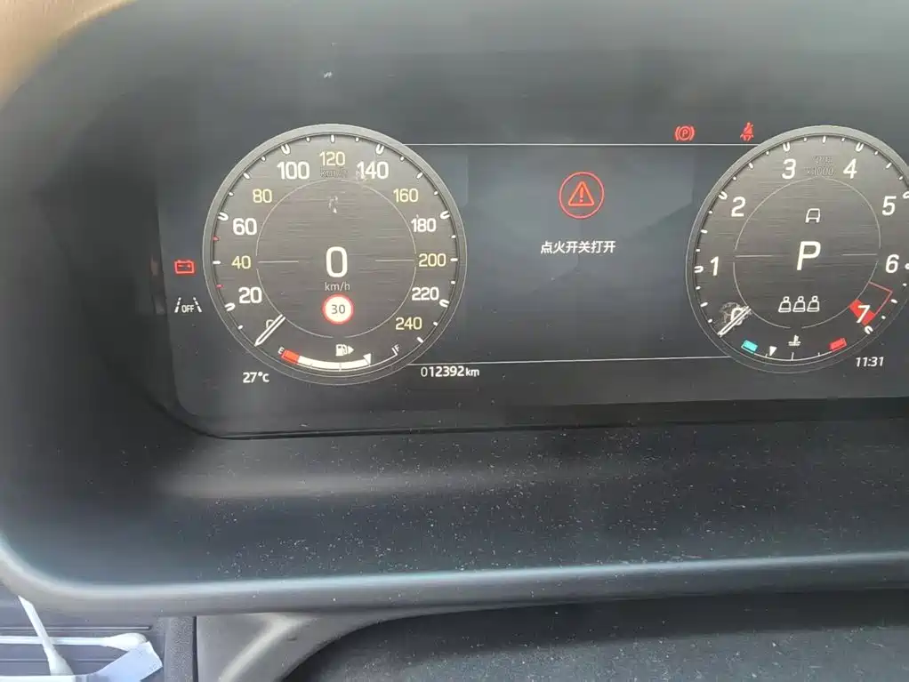 Land Rover Defender — миниатюра 7