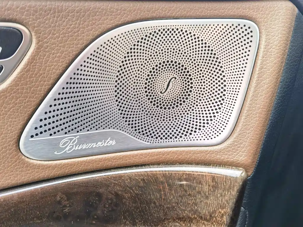 Mercedes-Benz S-Class — миниатюра 40
