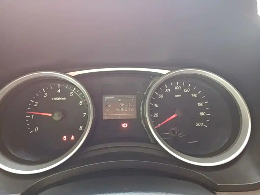 Wuling Hongguang — миниатюра 12