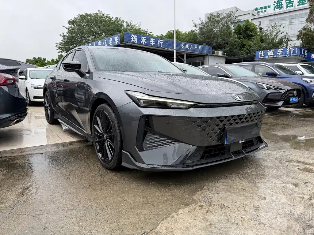 Changan UNI-V — миниатюра 3