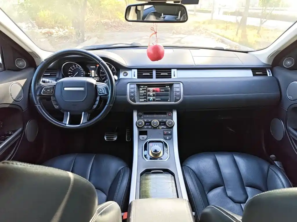 Land Rover Evoque — миниатюра 10