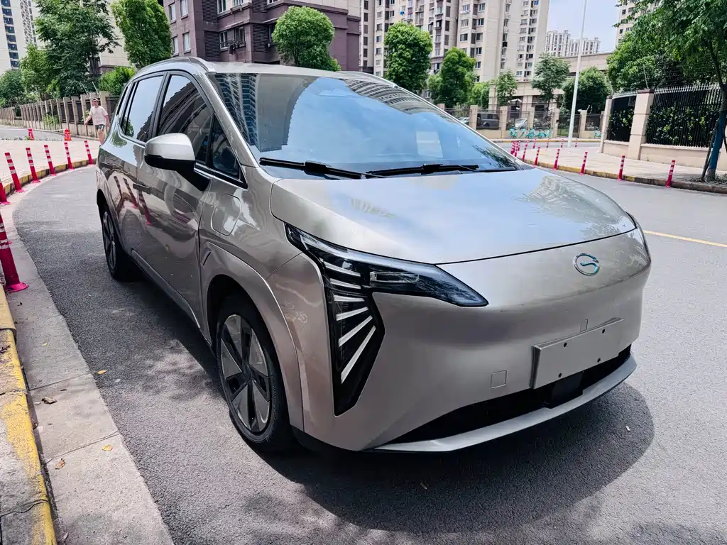 Aion Y 2023 Plus 610