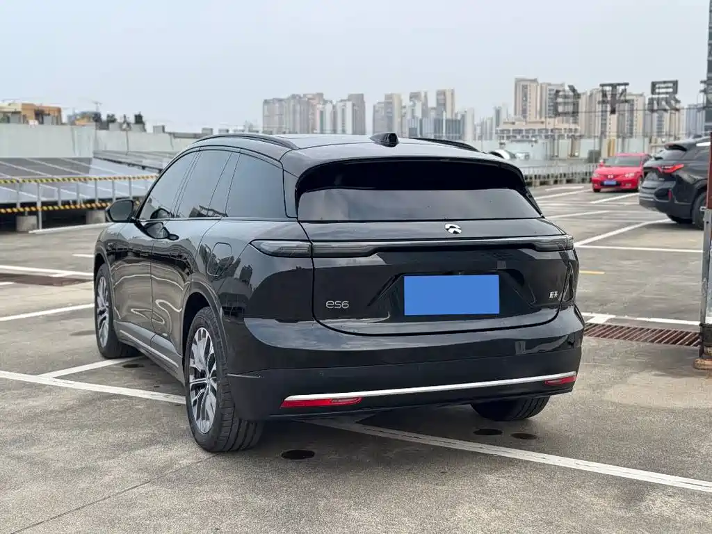 NIO ES6 — миниатюра 5