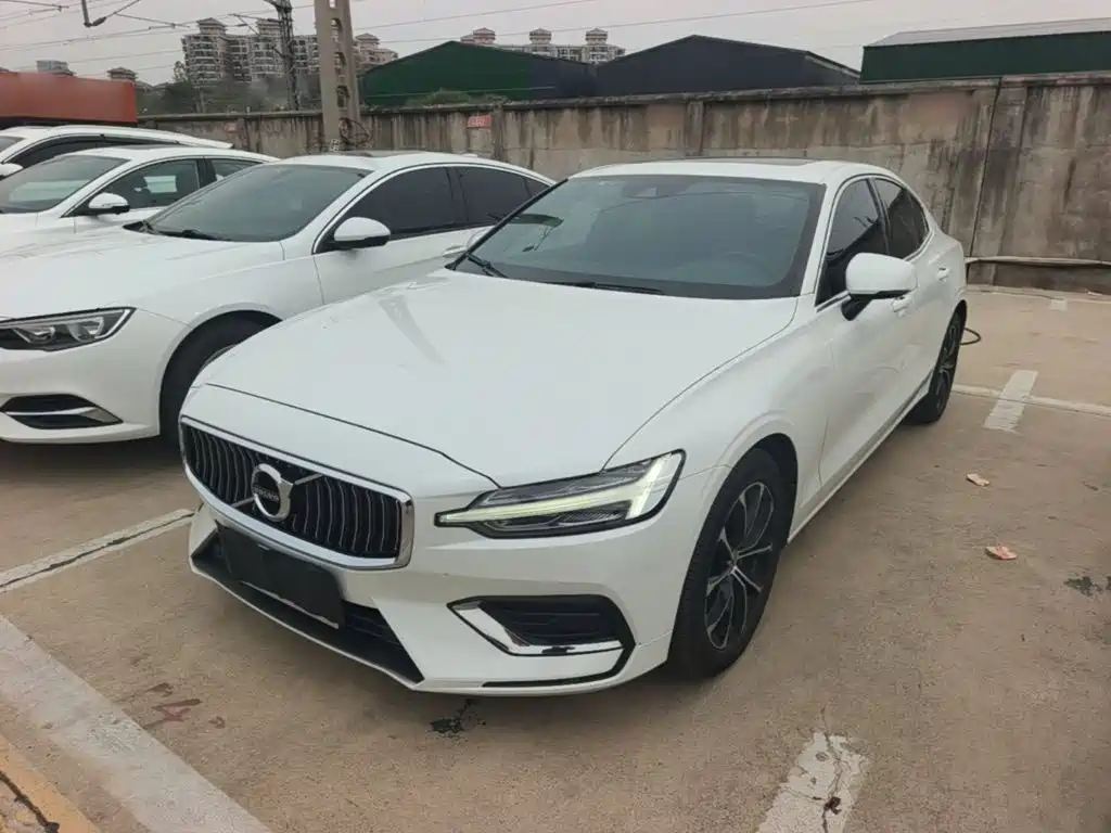 Volvo S60 — миниатюра 2
