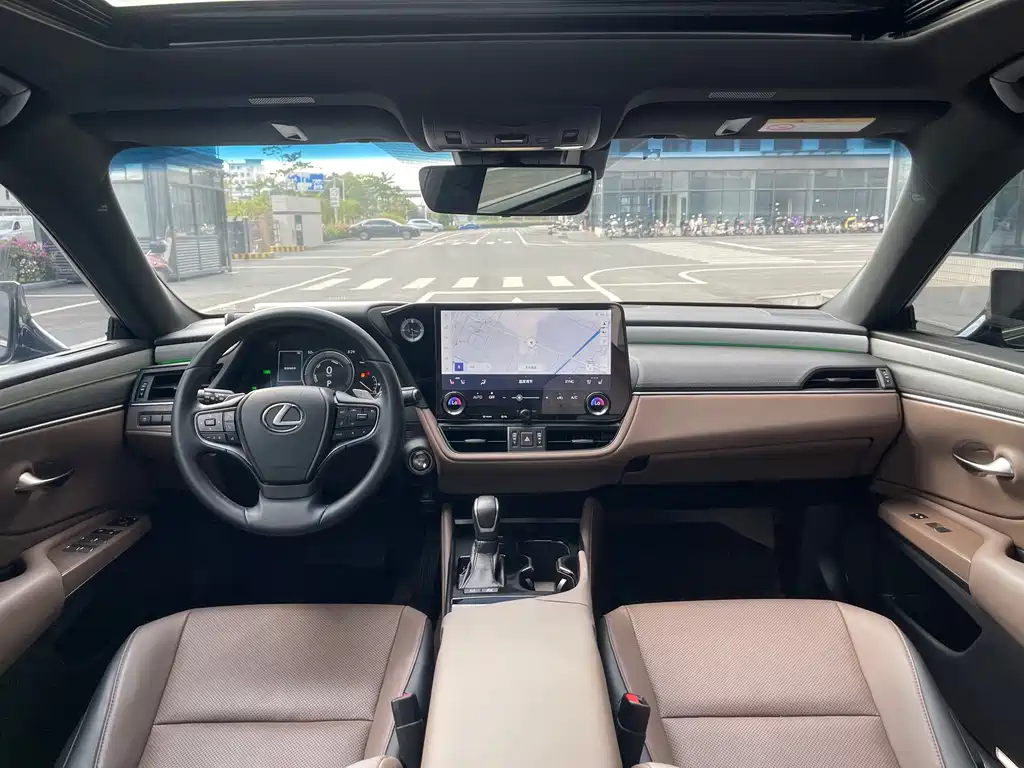 Lexus ES — миниатюра 5