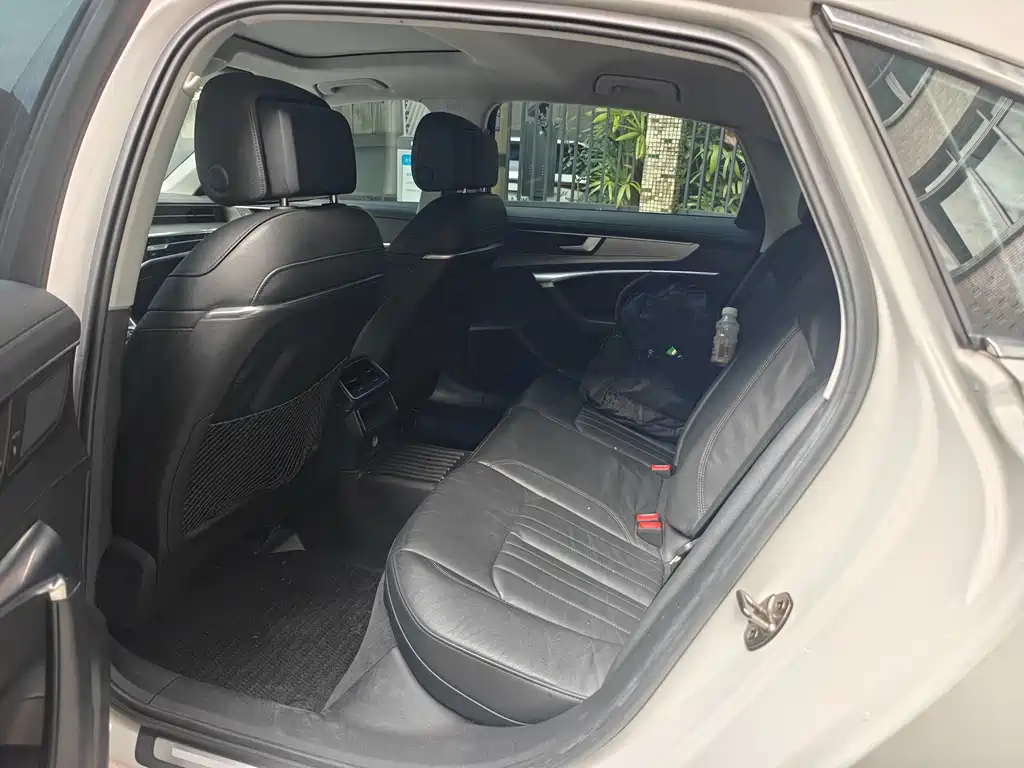 Audi A6L — миниатюра 8