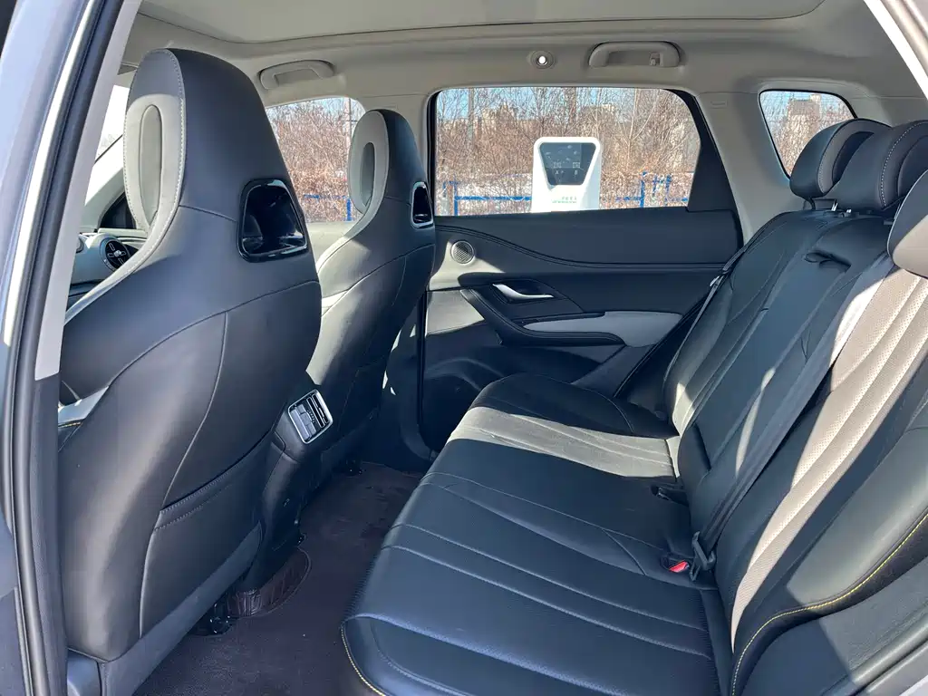 BYD SEA LION 05 DM I