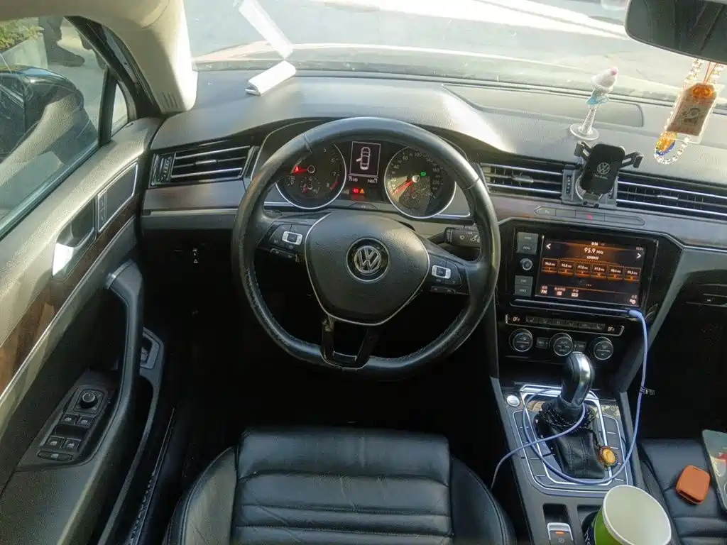 Volkswagen Magotan — миниатюра 6