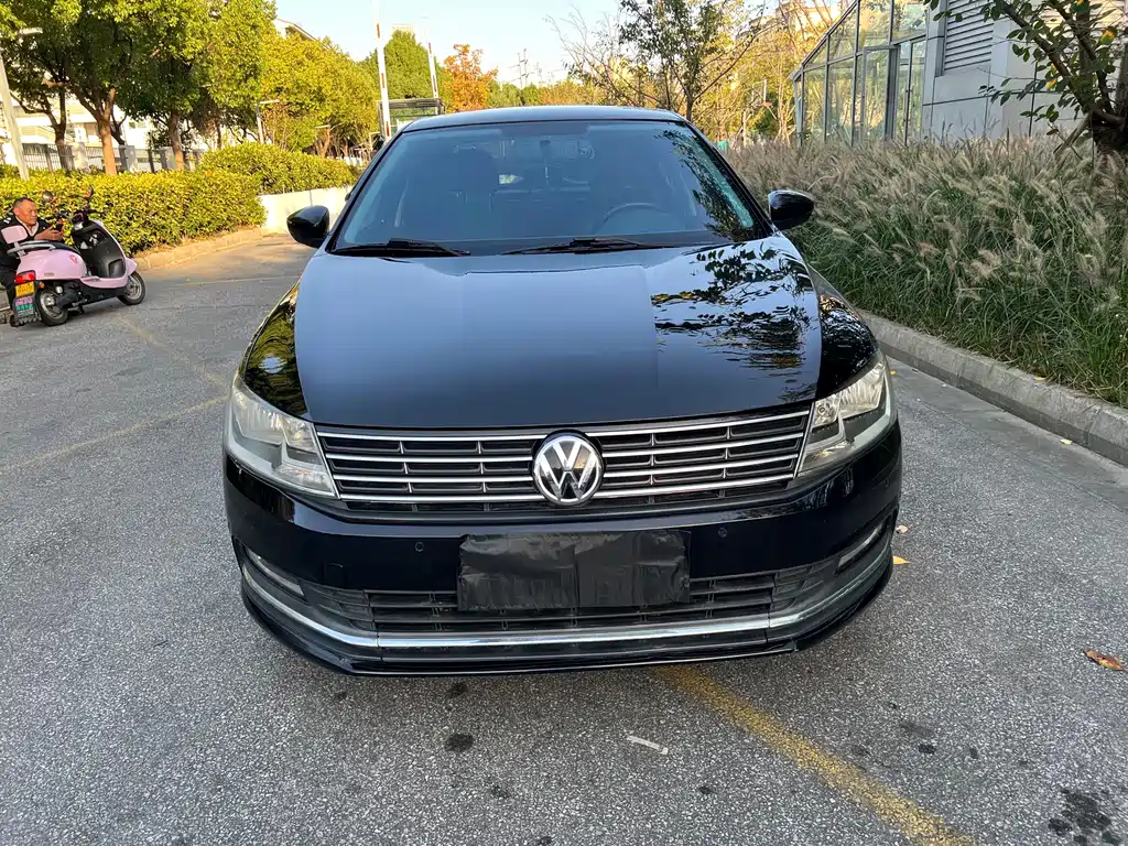 Volkswagen Lavida — миниатюра 2