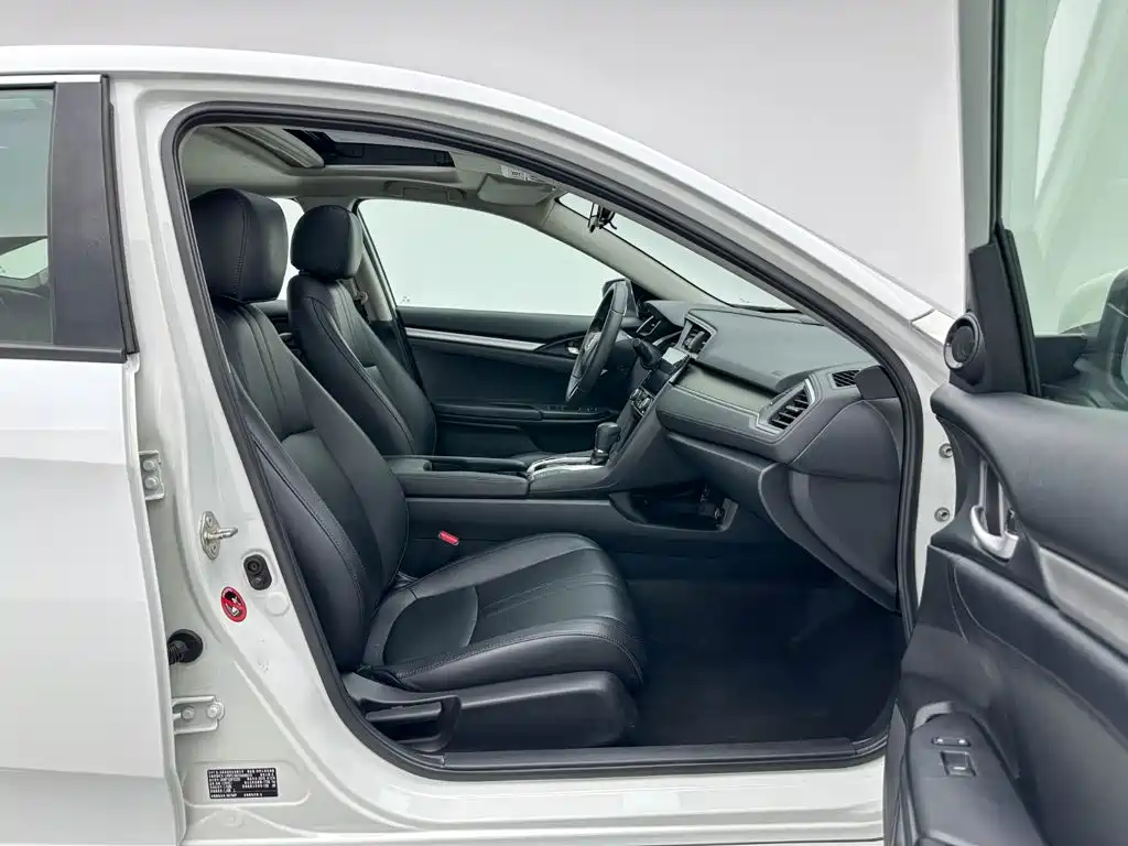 Honda Civic — миниатюра 23