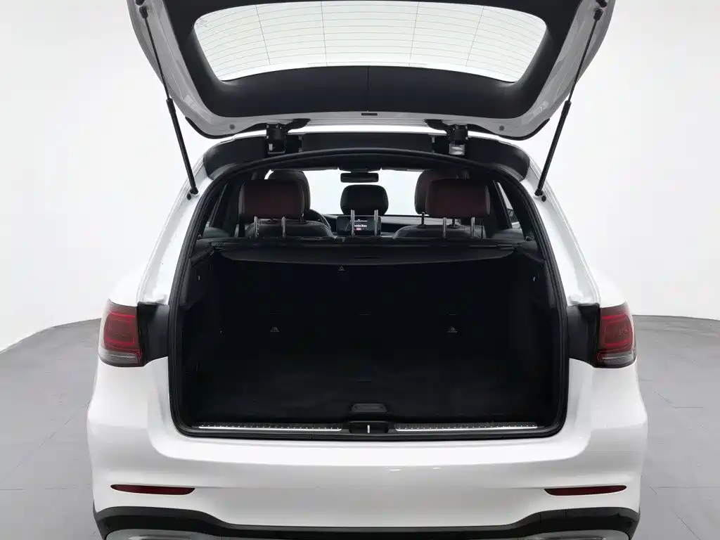 Mercedes-Benz GLC — миниатюра 16