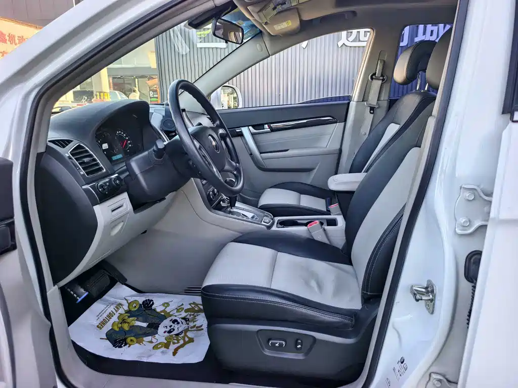 Chevrolet Captiva — миниатюра 13