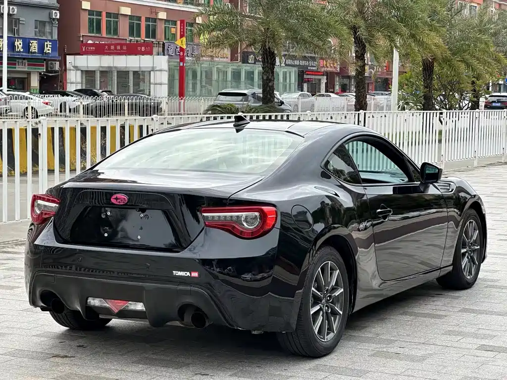 Subaru BRZ — миниатюра 9