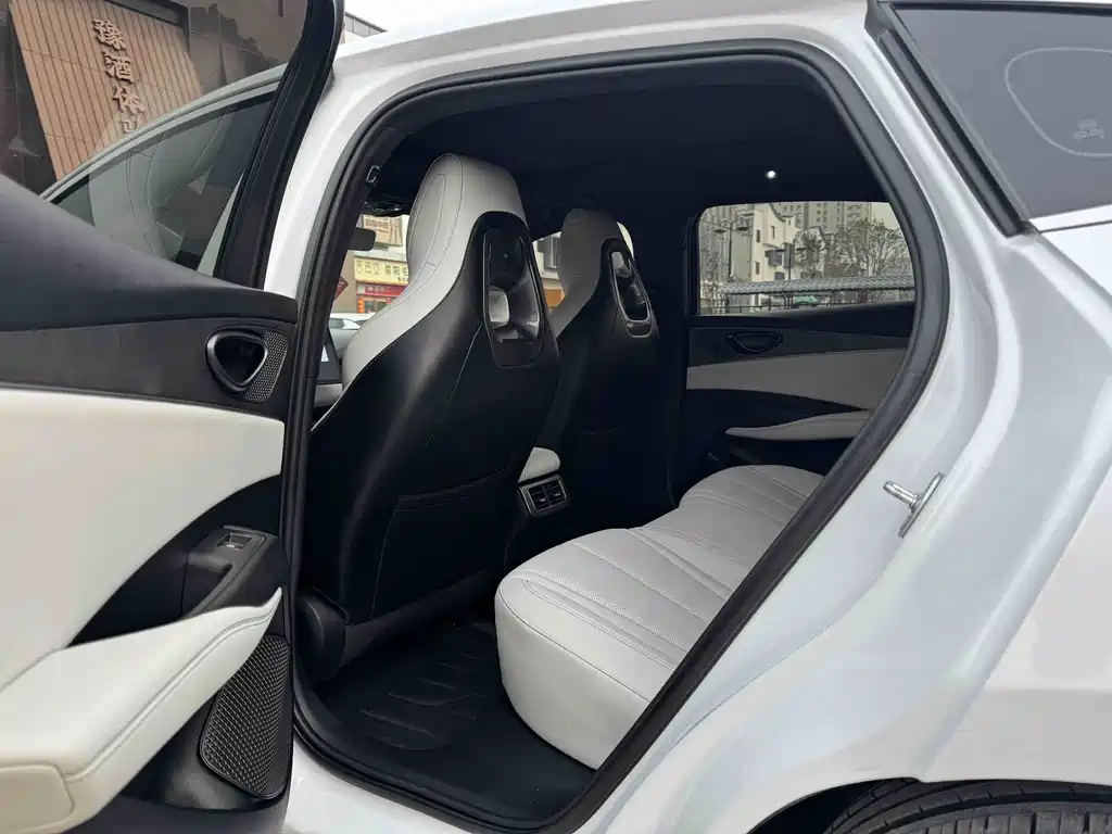 BYD SEAL 06 NEW ENERGY