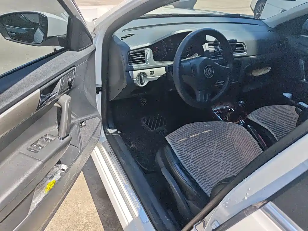 Volkswagen Lavida — миниатюра 14