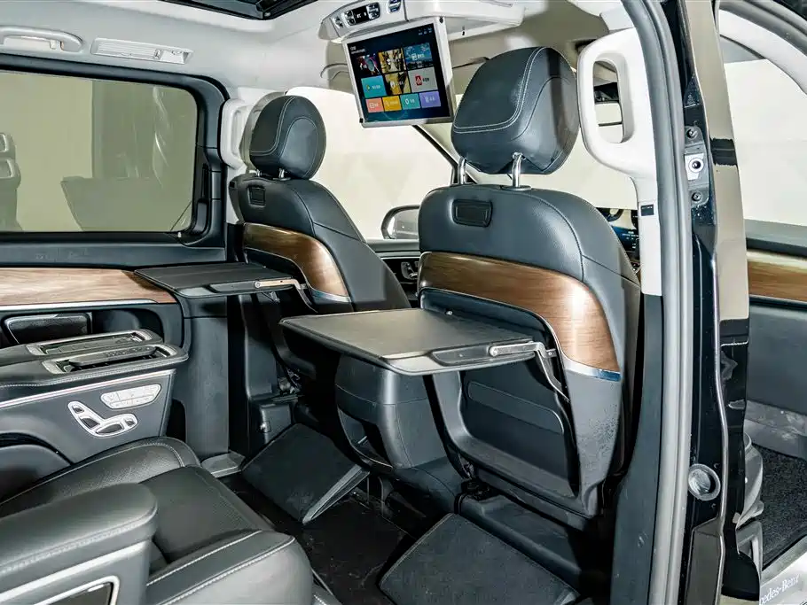 Mercedes-Benz V-Class — миниатюра 27