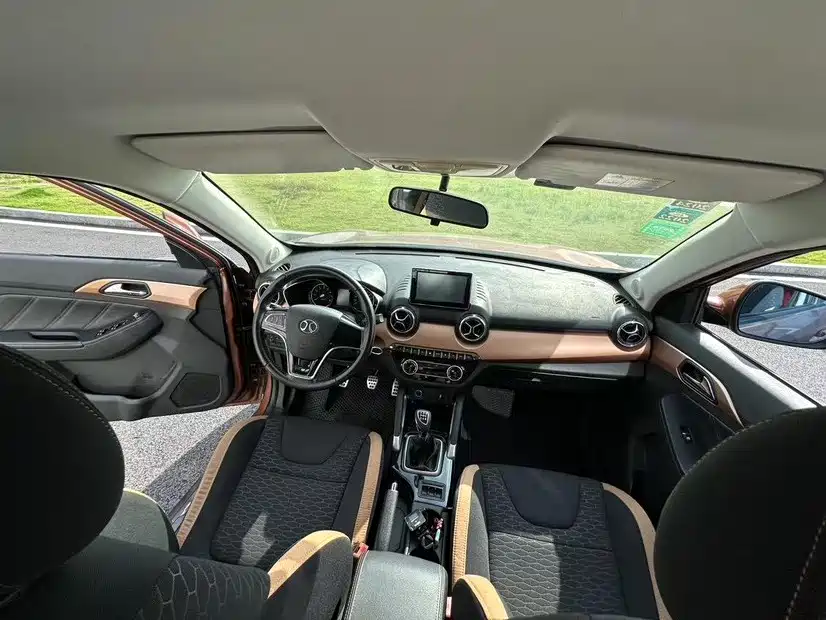 BAIC Senova X35 — миниатюра 27