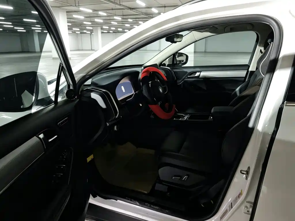 BYD Tang — миниатюра 5