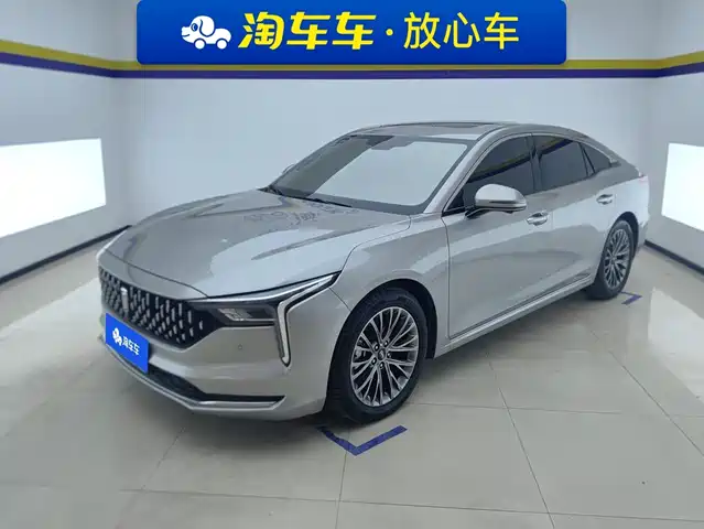 2023 Bestune B70