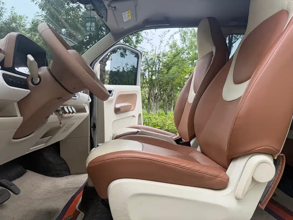 Wuling MINIEV — миниатюра 7