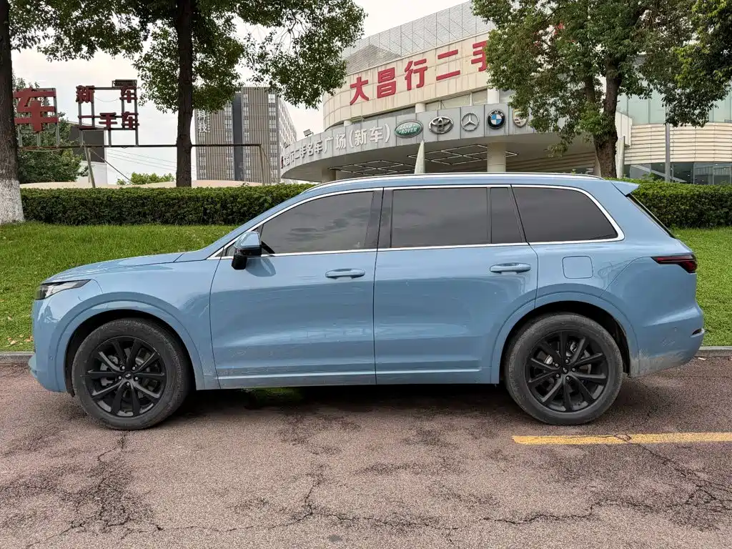 Li Auto Li ONE — миниатюра 3