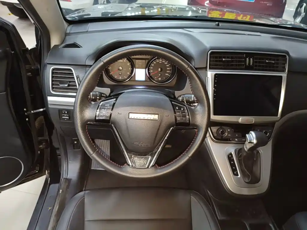 Haval M6 — миниатюра 11